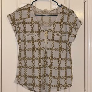 White shirt with gold chain print
